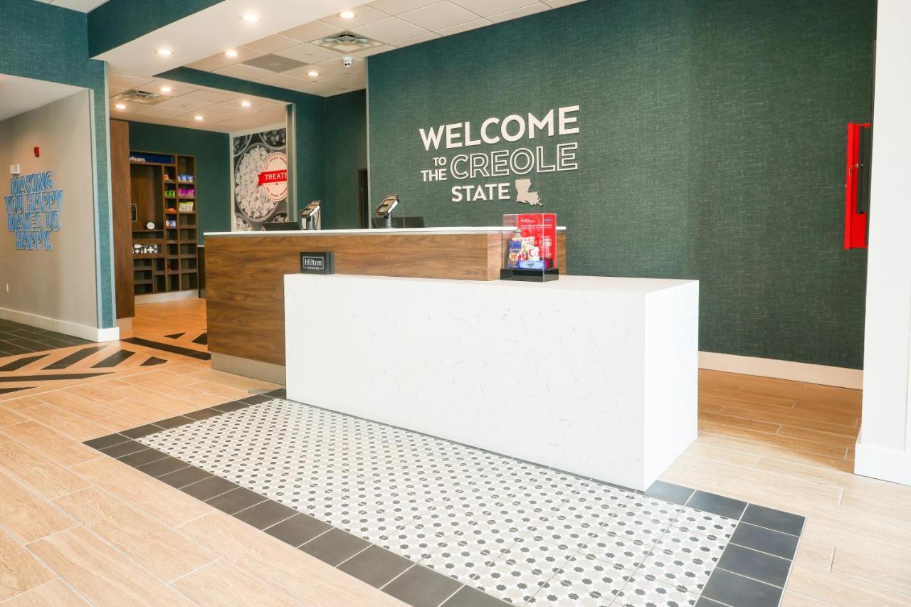 Hampton Inn New Orleans French Quarter Market Area Exterior photo